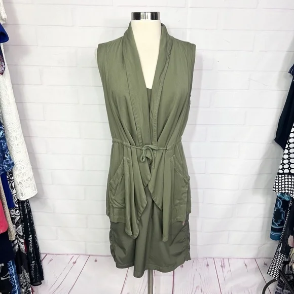 💚|•MIAMI•| Hunter Green Belted Best Size Small - Picture 2 of 10